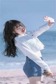 一個年輕漂亮的女人後麪